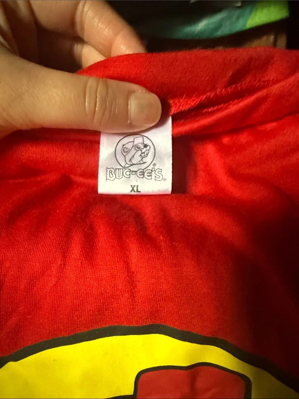 Buc-ee’s dog shirt X-Large with Yellow Circle beaverCartoon Mascot